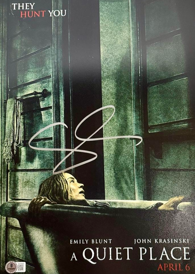 Emily Blunt Signed 11x17 Photo (A Quiet Place) - Beckett COA